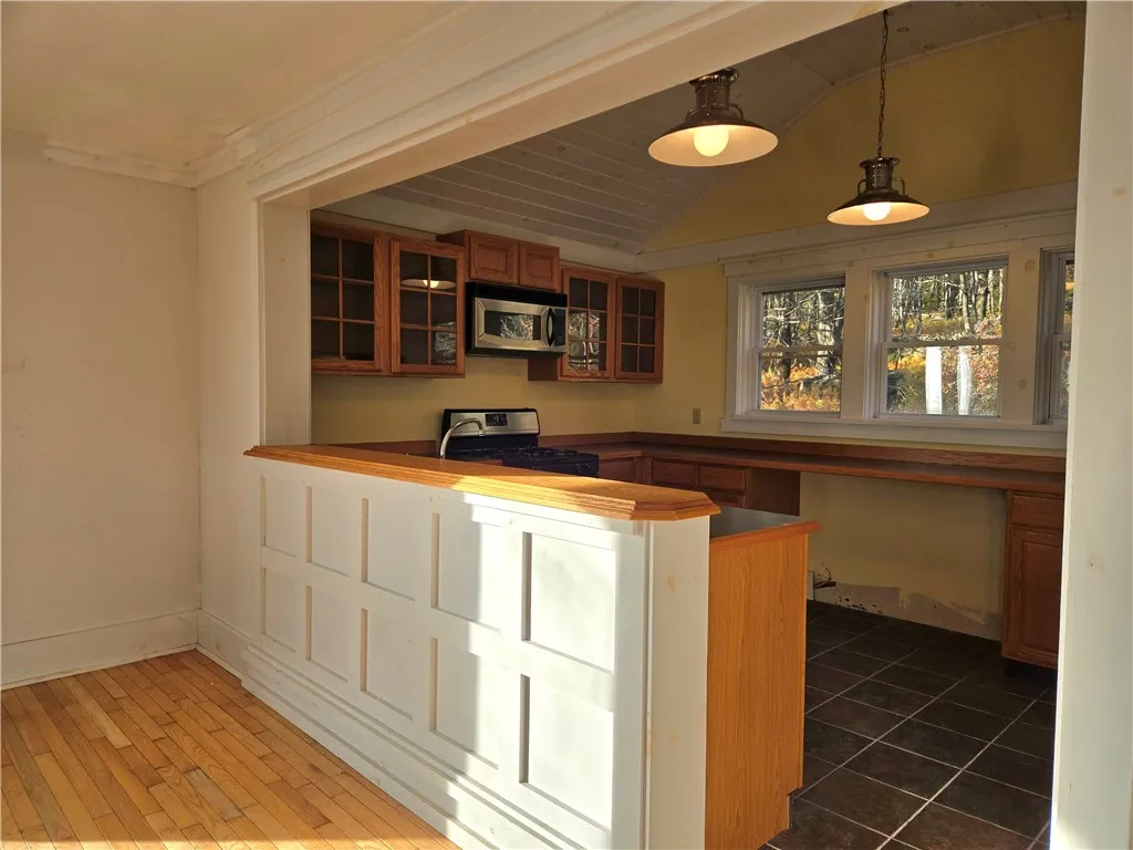 156 Lee Lane, Hamden, New York 13856, Hamden, New York 13856, 3 Bedrooms Bedrooms, 7 Rooms Rooms,2 BathroomsBathrooms,Residential,For Sale,156 Lee Lane, Hamden, New York 13856,0,R1645481