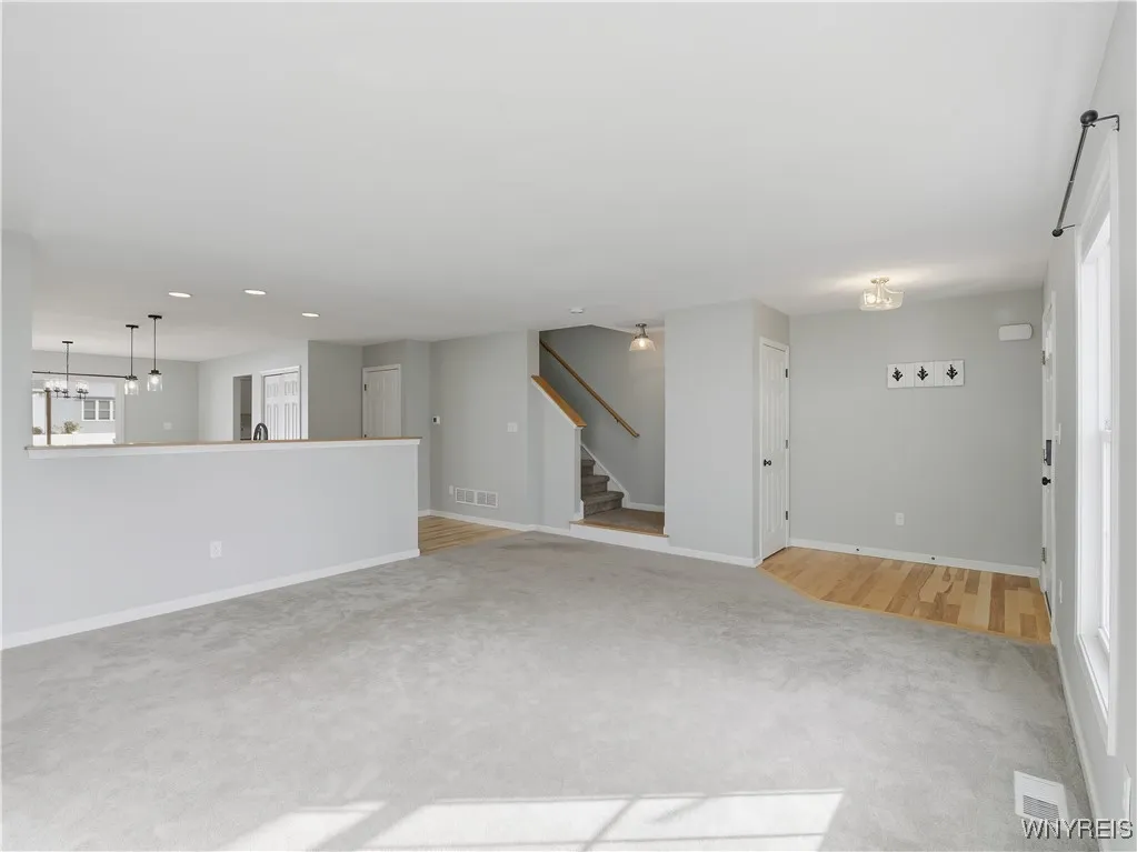 2284 Agassiz Drive, Hamburg, New York 14085, Hamburg, New York 14085, 4 Bedrooms Bedrooms, 9 Rooms Rooms,3 BathroomsBathrooms,Residential,For Sale,2284 Agassiz Drive, Hamburg, New York 14085,0,B1645347