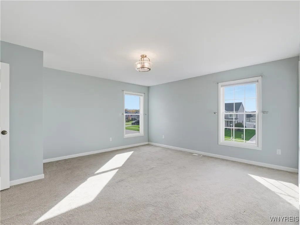 2284 Agassiz Drive, Hamburg, New York 14085, Hamburg, New York 14085, 4 Bedrooms Bedrooms, 9 Rooms Rooms,3 BathroomsBathrooms,Residential,For Sale,2284 Agassiz Drive, Hamburg, New York 14085,0,B1645347