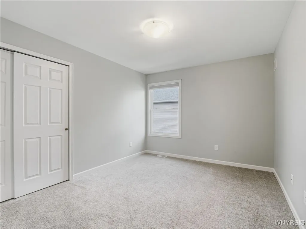 2284 Agassiz Drive, Hamburg, New York 14085, Hamburg, New York 14085, 4 Bedrooms Bedrooms, 9 Rooms Rooms,3 BathroomsBathrooms,Residential,For Sale,2284 Agassiz Drive, Hamburg, New York 14085,0,B1645347