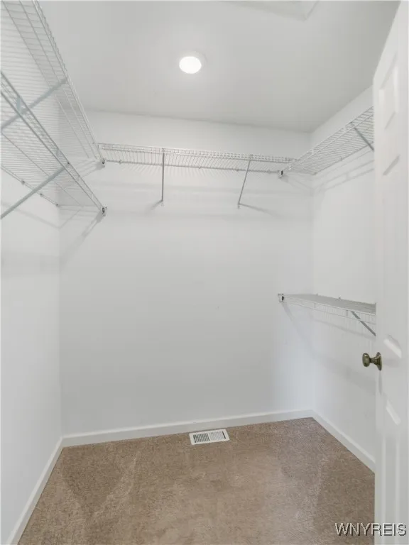 2284 Agassiz Drive, Hamburg, New York 14085, Hamburg, New York 14085, 4 Bedrooms Bedrooms, 9 Rooms Rooms,3 BathroomsBathrooms,Residential,For Sale,2284 Agassiz Drive, Hamburg, New York 14085,0,B1645347