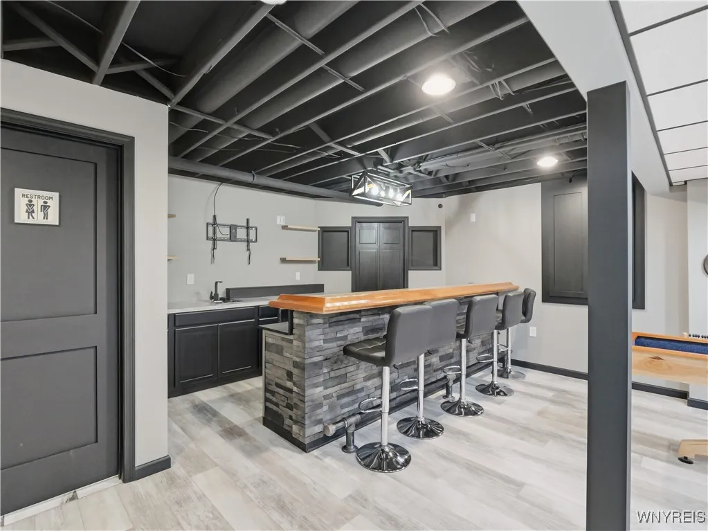 2284 Agassiz Drive, Hamburg, New York 14085, Hamburg, New York 14085, 4 Bedrooms Bedrooms, 9 Rooms Rooms,3 BathroomsBathrooms,Residential,For Sale,2284 Agassiz Drive, Hamburg, New York 14085,0,B1645347