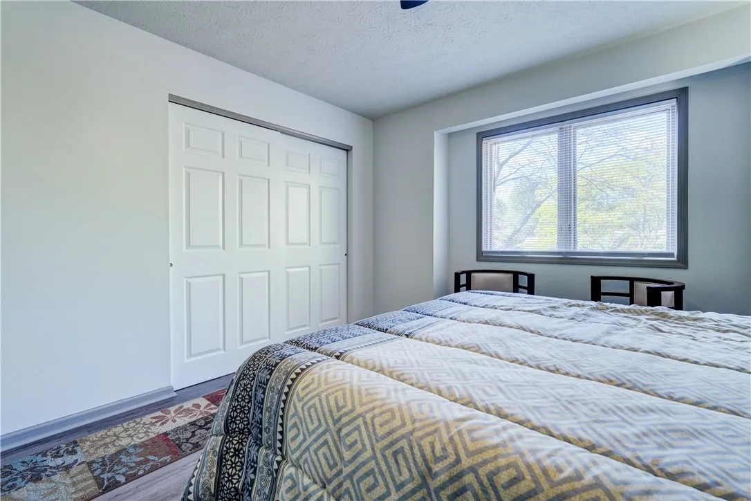 4 Colonial Circle, Perinton, New York 14450, Perinton, New York 14450, 2 Bedrooms Bedrooms, 5 Rooms Rooms,2 BathroomsBathrooms,Residential,For Sale,4 Colonial Circle, Perinton, New York 14450,0,R1644913