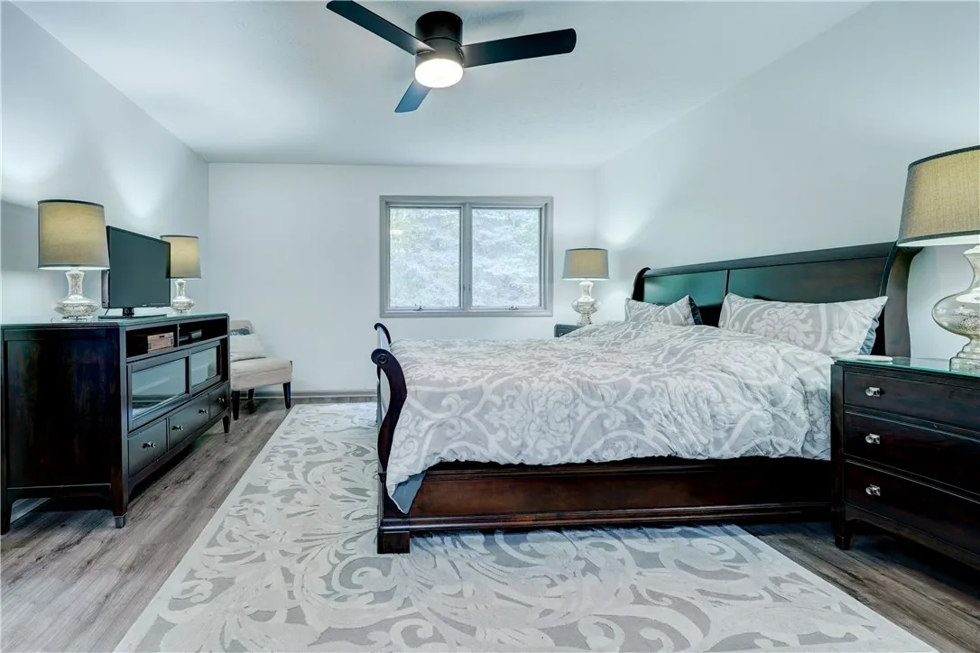 4 Colonial Circle, Perinton, New York 14450, Perinton, New York 14450, 2 Bedrooms Bedrooms, 5 Rooms Rooms,2 BathroomsBathrooms,Residential,For Sale,4 Colonial Circle, Perinton, New York 14450,0,R1644913