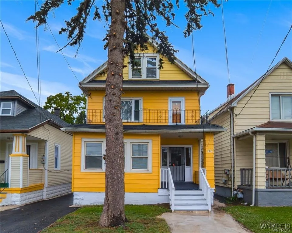 1217 Walden Avenue, Cheektowaga, New York 14211, Cheektowaga, New York 14211, 6 Bedrooms Bedrooms, ,2 BathroomsBathrooms,Residential,For Sale,1217 Walden Avenue, Cheektowaga, New York 14211,0,B1645554