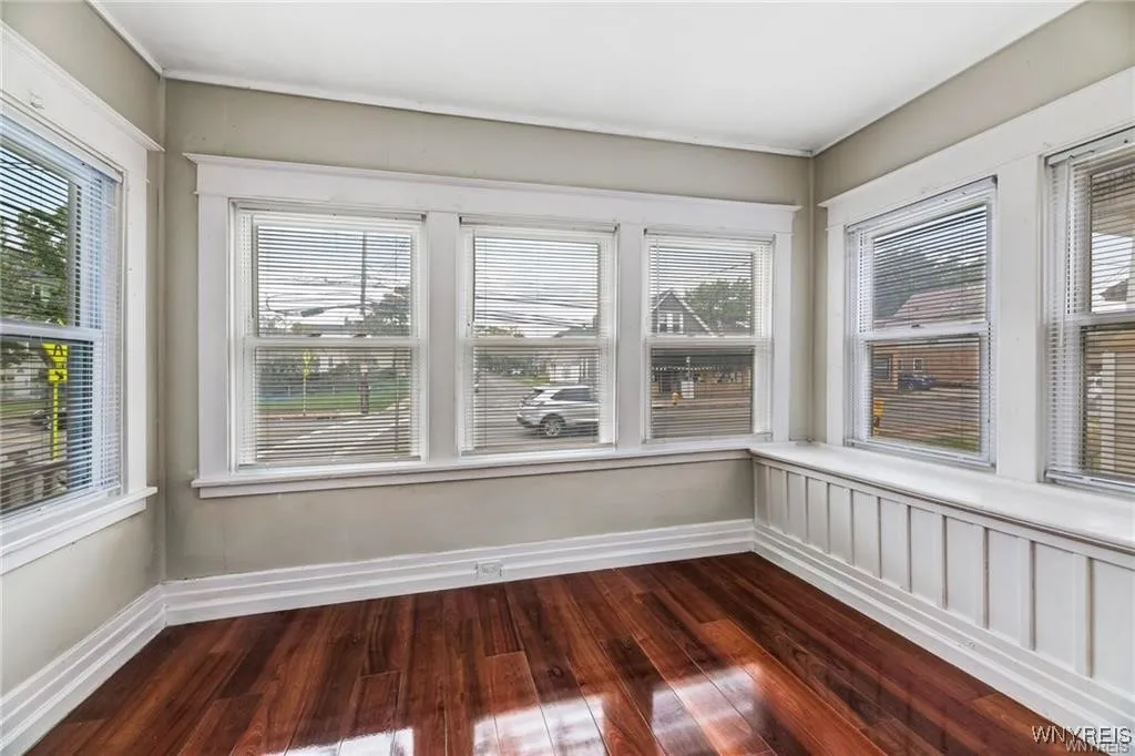 1217 Walden Avenue, Cheektowaga, New York 14211, Cheektowaga, New York 14211, 6 Bedrooms Bedrooms, ,2 BathroomsBathrooms,Residential,For Sale,1217 Walden Avenue, Cheektowaga, New York 14211,0,B1645554