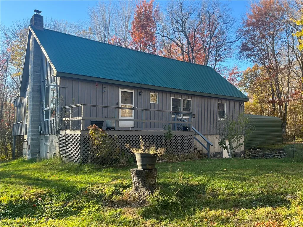 3021 Tedle Brook Road, Harpersfield, New York 1209, Harpersfield, New York 12093, 2 Bedrooms Bedrooms, 10 Rooms Rooms,1 BathroomBathrooms,Residential,For Sale,3021 Tedle Brook Road, Harpersfield, New York 1209,0,R1645250