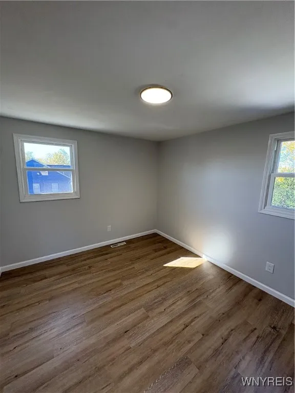 862 Falcon Drive, Lancaster, New York 14043, Lancaster, New York 14043, 3 Bedrooms Bedrooms, 5 Rooms Rooms,1 BathroomBathrooms,Residential Lease,For Rent,862 Falcon Drive, Lancaster, New York 14043,0,B1645558