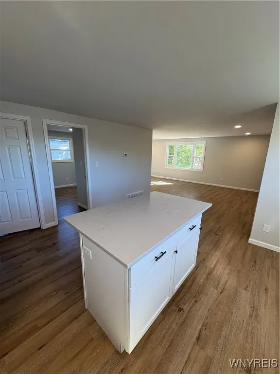 862 Falcon Drive, Lancaster, New York 14043, Lancaster, New York 14043, 3 Bedrooms Bedrooms, 5 Rooms Rooms,1 BathroomBathrooms,Residential Lease,For Rent,862 Falcon Drive, Lancaster, New York 14043,0,B1645558