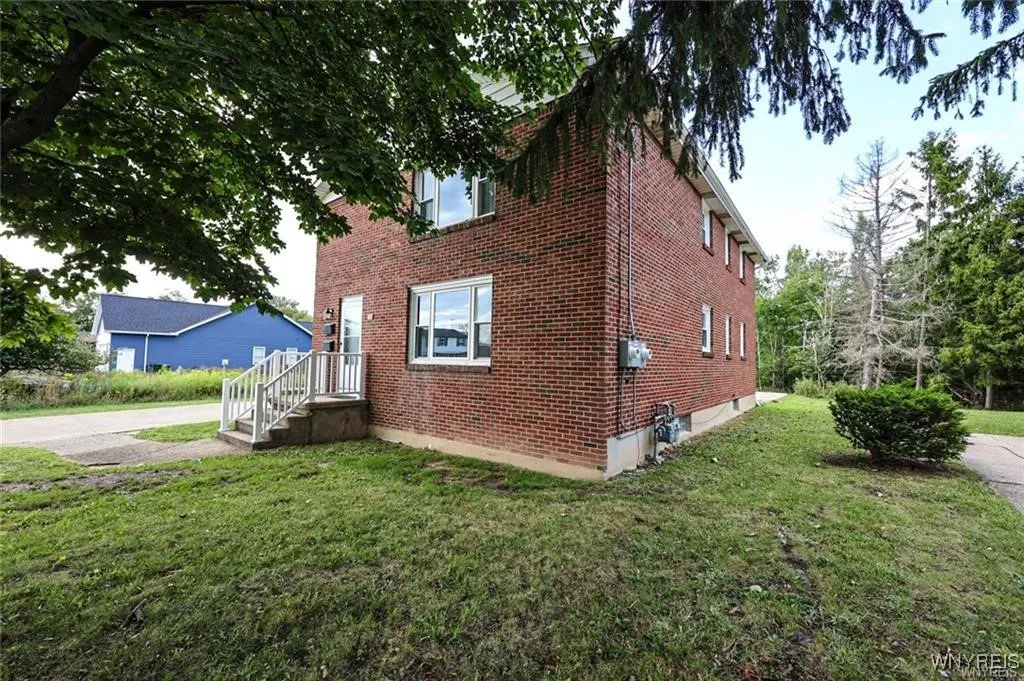 862 Falcon Drive, Lancaster, New York 14043, Lancaster, New York 14043, 3 Bedrooms Bedrooms, 5 Rooms Rooms,1 BathroomBathrooms,Residential Lease,For Rent,862 Falcon Drive, Lancaster, New York 14043,0,B1645558