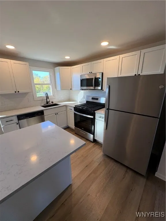 862 Falcon Drive, Lancaster, New York 14043, Lancaster, New York 14043, 3 Bedrooms Bedrooms, 5 Rooms Rooms,1 BathroomBathrooms,Residential Lease,For Rent,862 Falcon Drive, Lancaster, New York 14043,0,B1645558