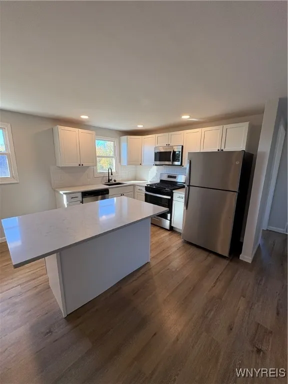 862 Falcon Drive, Lancaster, New York 14043, Lancaster, New York 14043, 3 Bedrooms Bedrooms, 5 Rooms Rooms,1 BathroomBathrooms,Residential Lease,For Rent,862 Falcon Drive, Lancaster, New York 14043,0,B1645558