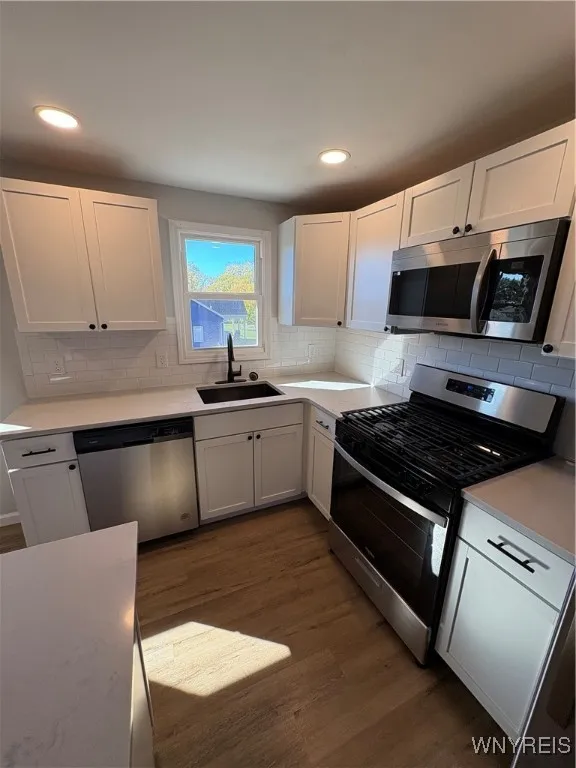 862 Falcon Drive, Lancaster, New York 14043, Lancaster, New York 14043, 3 Bedrooms Bedrooms, 5 Rooms Rooms,1 BathroomBathrooms,Residential Lease,For Rent,862 Falcon Drive, Lancaster, New York 14043,0,B1645558