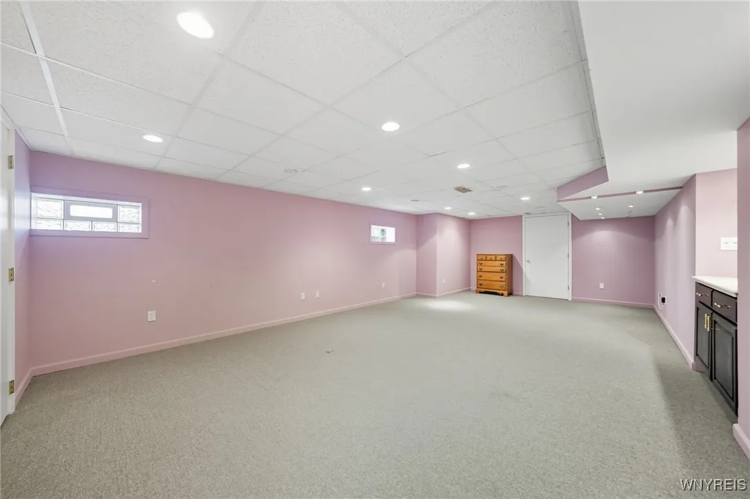 12 Hampton Hill Drive, Amherst, New York 14221, Amherst, New York 14221, 2 Bedrooms Bedrooms, 7 Rooms Rooms,2 BathroomsBathrooms,Residential,For Sale,12 Hampton Hill Drive, Amherst, New York 14221,0,B1645038