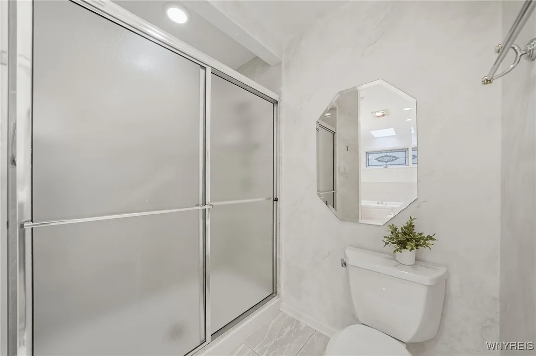 12 Hampton Hill Drive, Amherst, New York 14221, Amherst, New York 14221, 2 Bedrooms Bedrooms, 7 Rooms Rooms,2 BathroomsBathrooms,Residential,For Sale,12 Hampton Hill Drive, Amherst, New York 14221,0,B1645038