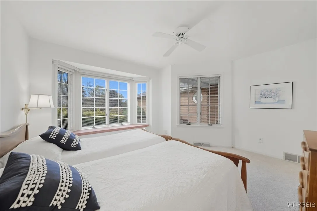 12 Hampton Hill Drive, Amherst, New York 14221, Amherst, New York 14221, 2 Bedrooms Bedrooms, 7 Rooms Rooms,2 BathroomsBathrooms,Residential,For Sale,12 Hampton Hill Drive, Amherst, New York 14221,0,B1645038