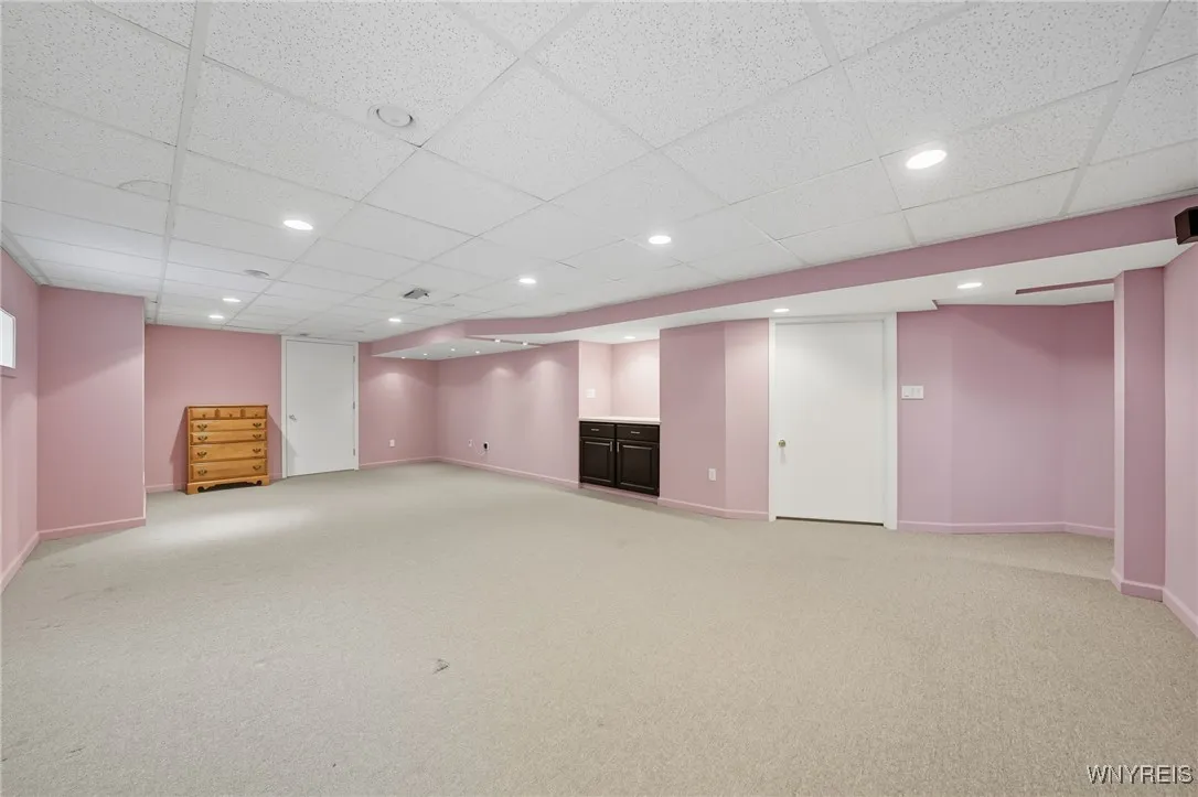 12 Hampton Hill Drive, Amherst, New York 14221, Amherst, New York 14221, 2 Bedrooms Bedrooms, 7 Rooms Rooms,2 BathroomsBathrooms,Residential,For Sale,12 Hampton Hill Drive, Amherst, New York 14221,0,B1645038