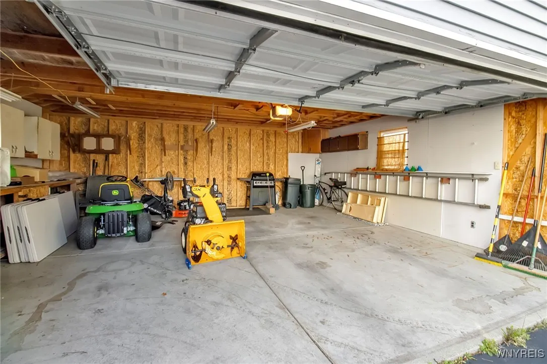 93 Barnsdale Avenue, West Seneca, New York 14224, West Seneca, New York 14224, 3 Bedrooms Bedrooms, 6 Rooms Rooms,1 BathroomBathrooms,Residential,For Sale,93 Barnsdale Avenue, West Seneca, New York 14224,0,B1645193
