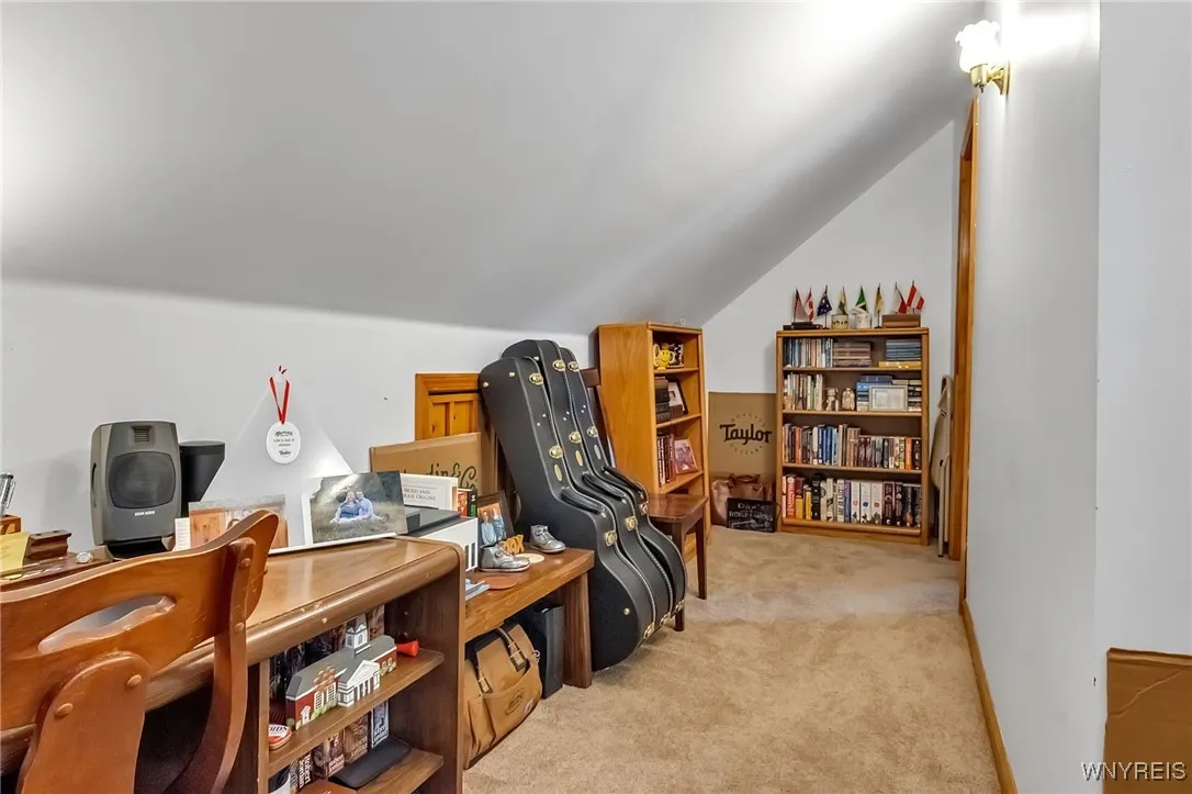 93 Barnsdale Avenue, West Seneca, New York 14224, West Seneca, New York 14224, 3 Bedrooms Bedrooms, 6 Rooms Rooms,1 BathroomBathrooms,Residential,For Sale,93 Barnsdale Avenue, West Seneca, New York 14224,0,B1645193