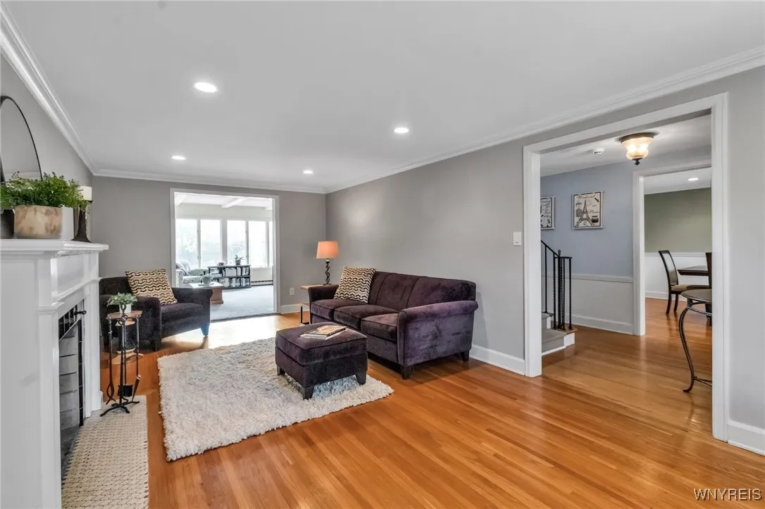 94 Walton Dr, Amherst, New York 14226, Amherst, New York 14226, 3 Bedrooms Bedrooms, 7 Rooms Rooms,2 BathroomsBathrooms,Residential,Closed,94 Walton Dr, Amherst, New York 14226,0,B1645249