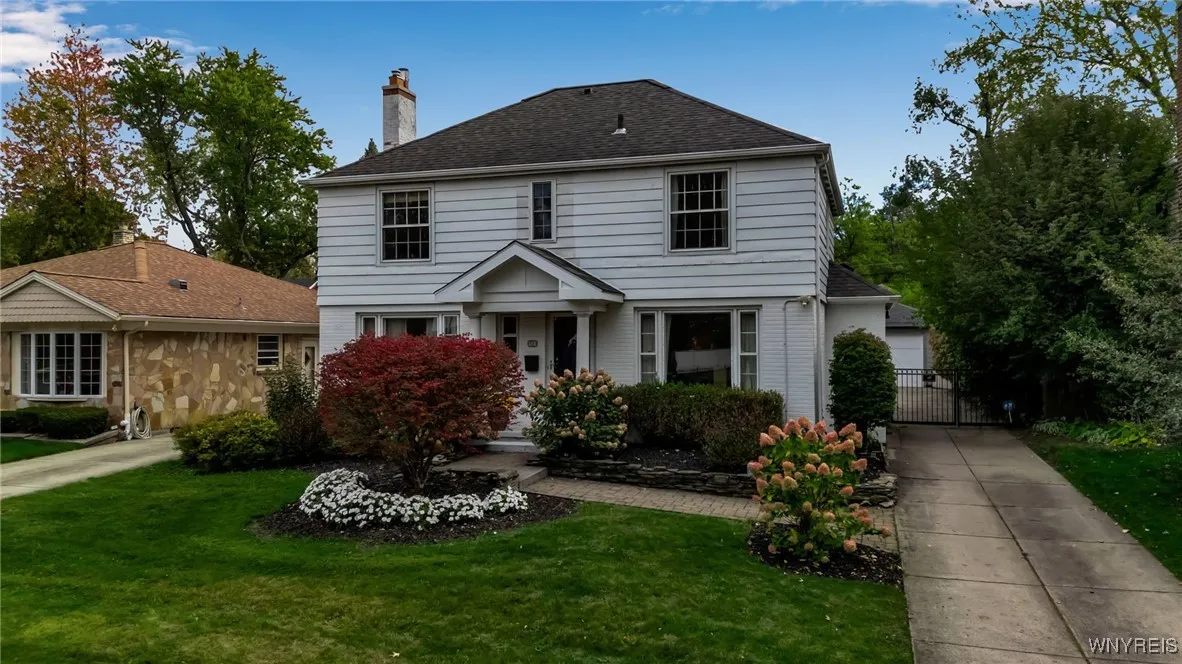 94 Walton Dr, Amherst, New York 14226, Amherst, New York 14226, 3 Bedrooms Bedrooms, 7 Rooms Rooms,2 BathroomsBathrooms,Residential,Closed,94 Walton Dr, Amherst, New York 14226,0,B1645249