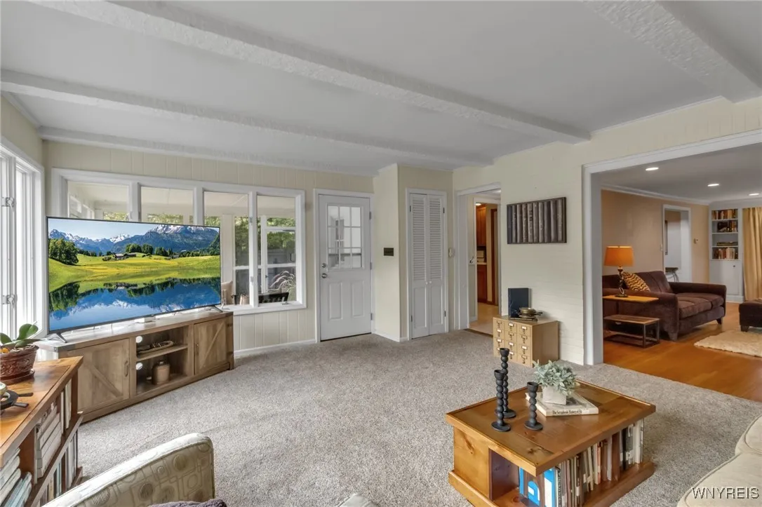94 Walton Dr, Amherst, New York 14226, Amherst, New York 14226, 3 Bedrooms Bedrooms, 7 Rooms Rooms,2 BathroomsBathrooms,Residential,For Sale,94 Walton Dr, Amherst, New York 14226,0,B1645249