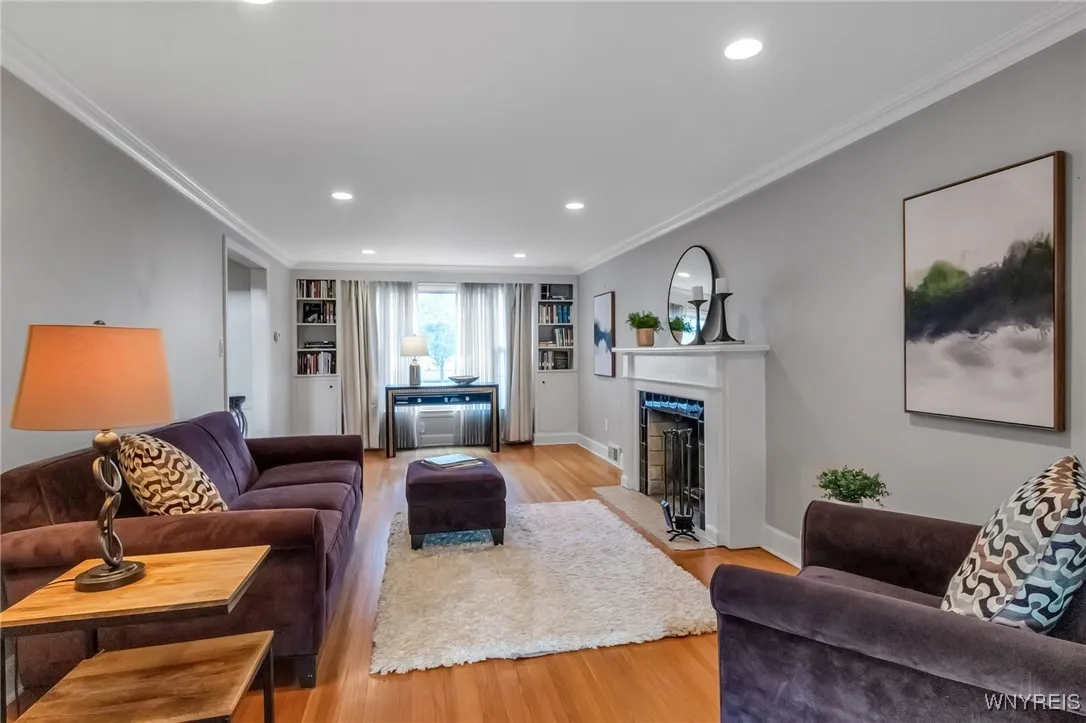 94 Walton Dr, Amherst, New York 14226, Amherst, New York 14226, 3 Bedrooms Bedrooms, 7 Rooms Rooms,2 BathroomsBathrooms,Residential,Closed,94 Walton Dr, Amherst, New York 14226,0,B1645249