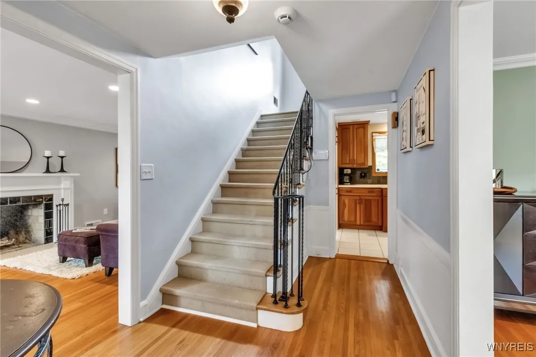 94 Walton Dr, Amherst, New York 14226, Amherst, New York 14226, 3 Bedrooms Bedrooms, 7 Rooms Rooms,2 BathroomsBathrooms,Residential,For Sale,94 Walton Dr, Amherst, New York 14226,0,B1645249