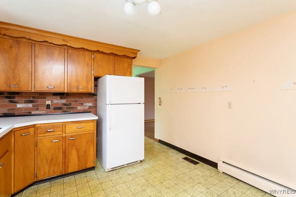 8115 Tonawanda Creek Road, Clarence, New York 1405, Clarence, New York 14051, 3 Bedrooms Bedrooms, 6 Rooms Rooms,1 BathroomBathrooms,Residential,For Sale,8115 Tonawanda Creek Road, Clarence, New York 1405,0,B1645474