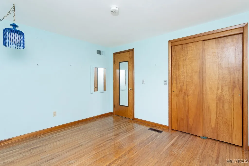 8115 Tonawanda Creek Road, Clarence, New York 1405, Clarence, New York 14051, 3 Bedrooms Bedrooms, 6 Rooms Rooms,1 BathroomBathrooms,Residential,For Sale,8115 Tonawanda Creek Road, Clarence, New York 1405,0,B1645474