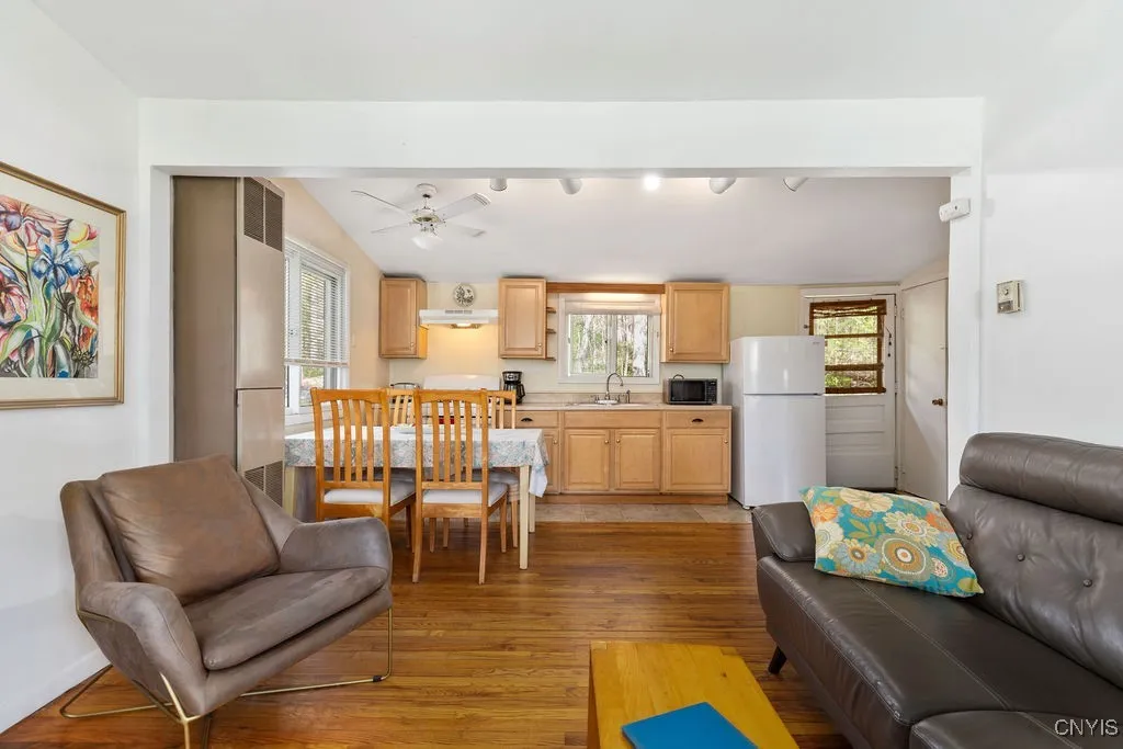 3435 East Lake Road, Skaneateles, New York 13152, Skaneateles, New York 13152, 4 Bedrooms Bedrooms, 9 Rooms Rooms,1 BathroomBathrooms,Residential,For Sale,3435 East Lake Road, Skaneateles, New York 13152,0,S1645542