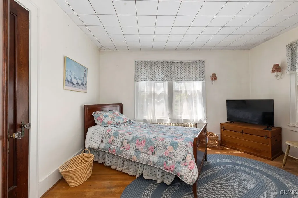 3435 East Lake Road, Skaneateles, New York 13152, Skaneateles, New York 13152, 4 Bedrooms Bedrooms, 9 Rooms Rooms,1 BathroomBathrooms,Residential,For Sale,3435 East Lake Road, Skaneateles, New York 13152,0,S1645542