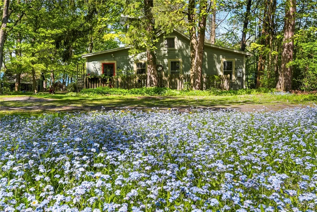 3435 East Lake Road, Skaneateles, New York 13152, Skaneateles, New York 13152, 4 Bedrooms Bedrooms, 9 Rooms Rooms,1 BathroomBathrooms,Residential,For Sale,3435 East Lake Road, Skaneateles, New York 13152,0,S1645542