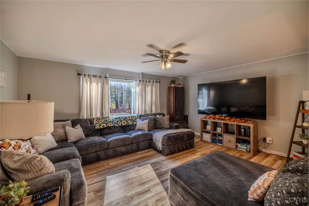 5001 Hill Road, Verona, New York 13421, Verona, New York 13421, 3 Bedrooms Bedrooms, 6 Rooms Rooms,2 BathroomsBathrooms,Residential,For Sale,5001 Hill Road, Verona, New York 13421,0,S1645244