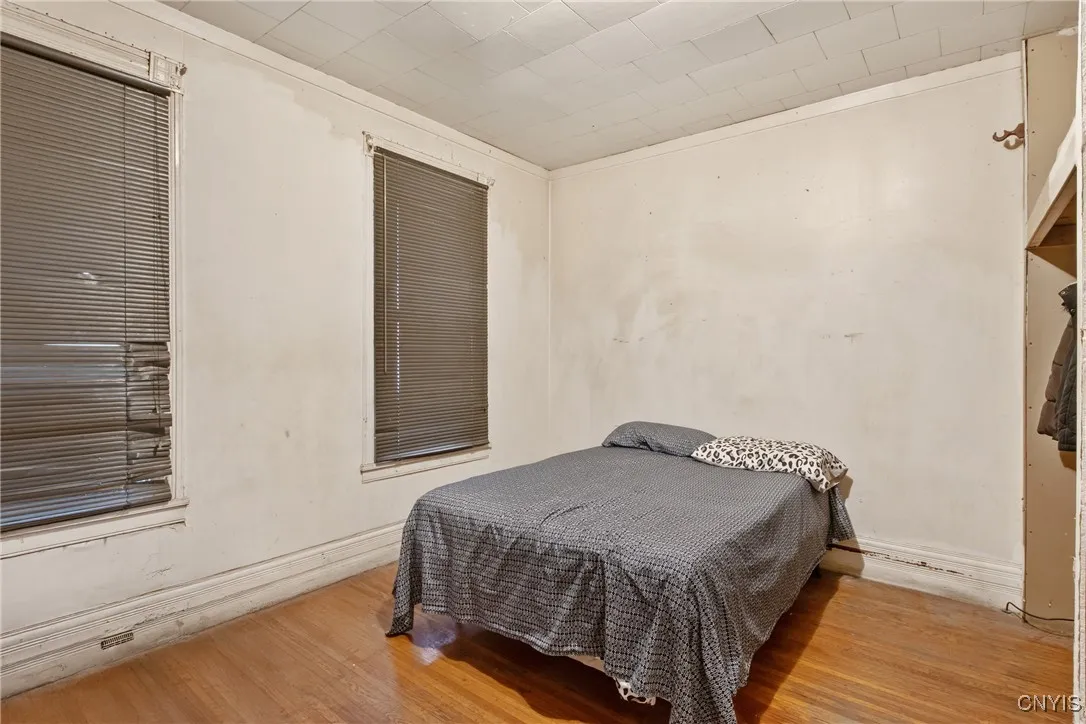 1002 Butternut Street, Syracuse, New York 13208, Syracuse, New York 13208, 8 Bedrooms Bedrooms, ,4 BathroomsBathrooms,Residential,For Sale,1002 Butternut Street, Syracuse, New York 13208,0,S1645589