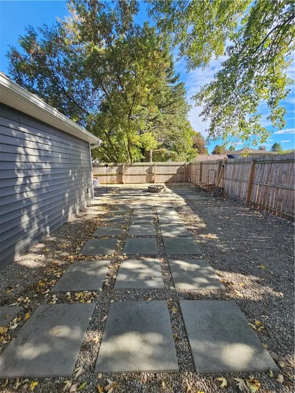 3 Candlewick Drive, Sweden, New York 14420, Sweden, New York 14420, 5 Bedrooms Bedrooms, 11 Rooms Rooms,2 BathroomsBathrooms,Residential,For Sale,3 Candlewick Drive, Sweden, New York 14420,0,R1645567