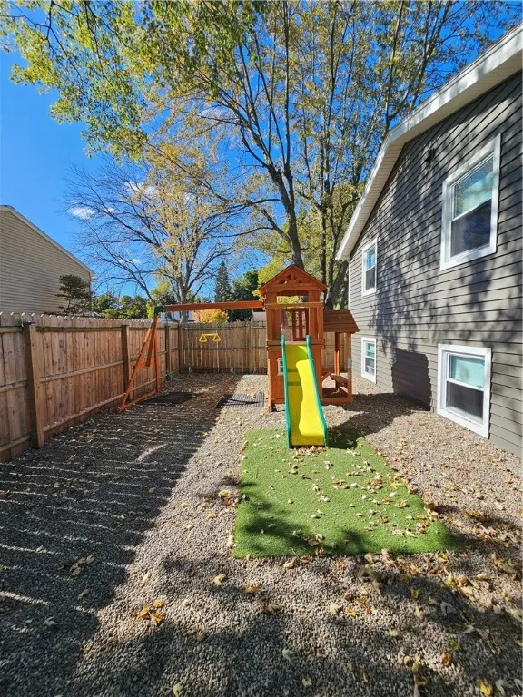 3 Candlewick Drive, Sweden, New York 14420, Sweden, New York 14420, 5 Bedrooms Bedrooms, 11 Rooms Rooms,2 BathroomsBathrooms,Residential,For Sale,3 Candlewick Drive, Sweden, New York 14420,0,R1645567