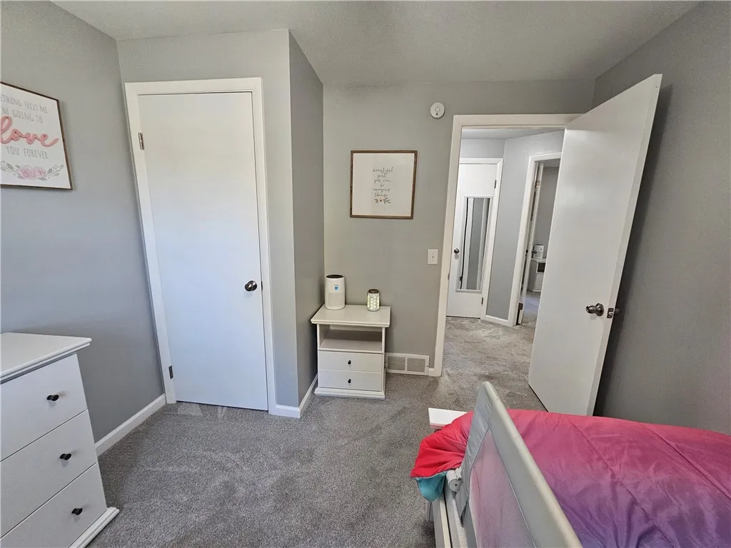 3 Candlewick Drive, Sweden, New York 14420, Sweden, New York 14420, 5 Bedrooms Bedrooms, 11 Rooms Rooms,2 BathroomsBathrooms,Residential,For Sale,3 Candlewick Drive, Sweden, New York 14420,0,R1645567