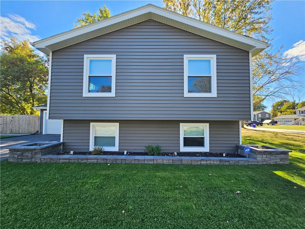 3 Candlewick Drive, Sweden, New York 14420, Sweden, New York 14420, 5 Bedrooms Bedrooms, 11 Rooms Rooms,2 BathroomsBathrooms,Residential,For Sale,3 Candlewick Drive, Sweden, New York 14420,0,R1645567