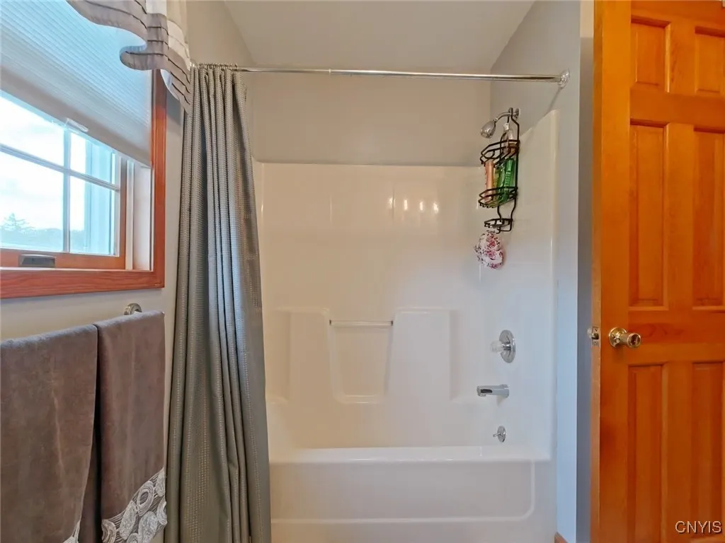 15 Jonathan Court, Whitestown, New York 13492, Whitestown, New York 13492, 4 Bedrooms Bedrooms, 12 Rooms Rooms,2 BathroomsBathrooms,Residential,For Sale,15 Jonathan Court, Whitestown, New York 13492,0,S1644574