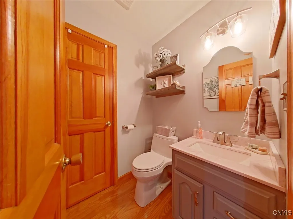 15 Jonathan Court, Whitestown, New York 13492, Whitestown, New York 13492, 4 Bedrooms Bedrooms, 12 Rooms Rooms,2 BathroomsBathrooms,Residential,For Sale,15 Jonathan Court, Whitestown, New York 13492,0,S1644574