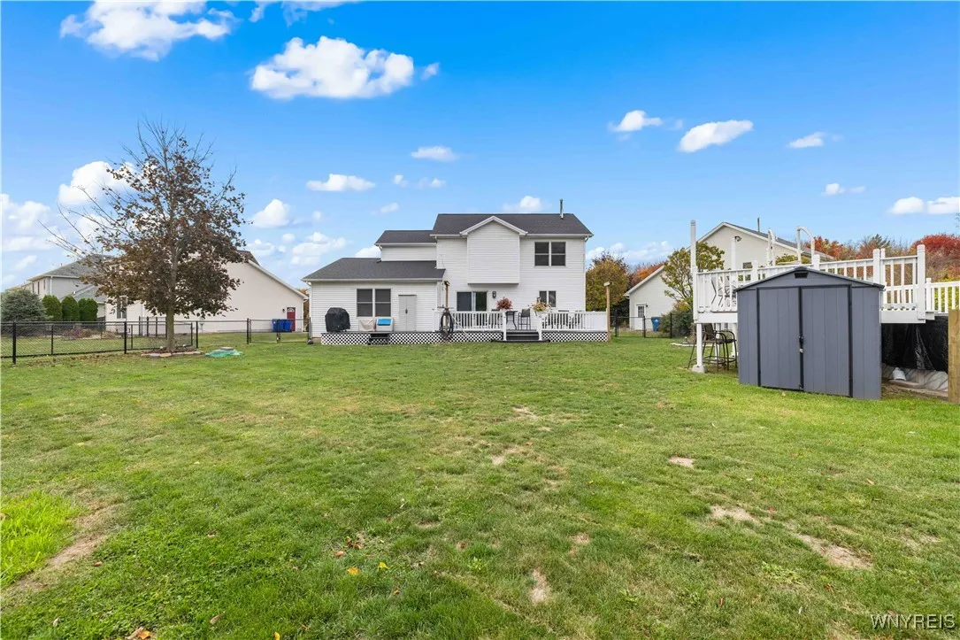 6461 Hackberry Drive, Hamburg, New York 14085, Hamburg, New York 14085, 3 Bedrooms Bedrooms, 6 Rooms Rooms,2 BathroomsBathrooms,Residential,For Sale,6461 Hackberry Drive, Hamburg, New York 14085,0,B1645113