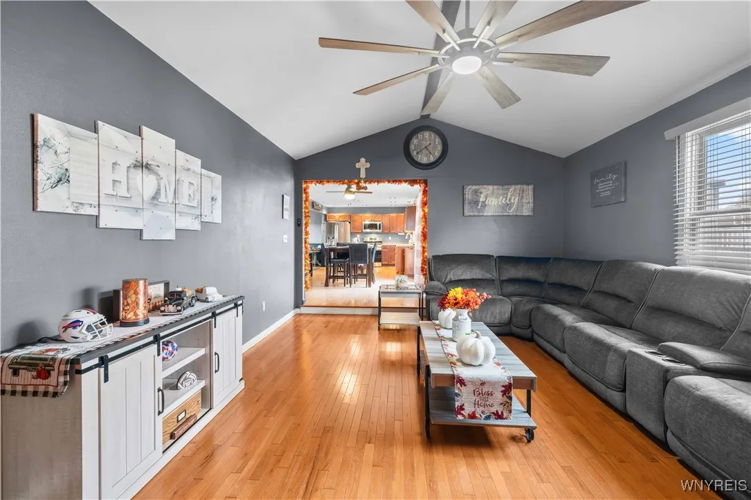 6461 Hackberry Drive, Hamburg, New York 14085, Hamburg, New York 14085, 3 Bedrooms Bedrooms, 6 Rooms Rooms,2 BathroomsBathrooms,Residential,For Sale,6461 Hackberry Drive, Hamburg, New York 14085,0,B1645113