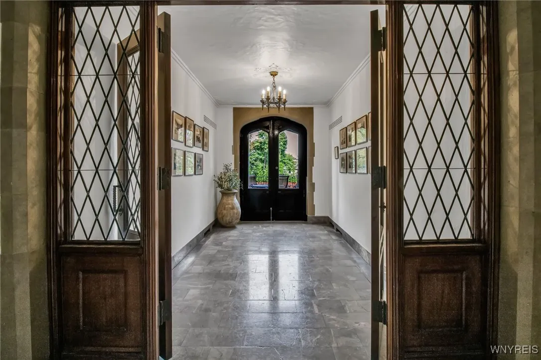 800 West Ferry Street 3b, Buffalo, New York 14222, Buffalo, New York 14222, 1 Bedroom Bedrooms, 3 Rooms Rooms,1 BathroomBathrooms,Residential,For Sale,800 West Ferry Street 3b, Buffalo, New York 14222,0,B1645166