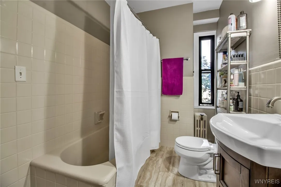 800 West Ferry Street 3b, Buffalo, New York 14222, Buffalo, New York 14222, 1 Bedroom Bedrooms, 3 Rooms Rooms,1 BathroomBathrooms,Residential,For Sale,800 West Ferry Street 3b, Buffalo, New York 14222,0,B1645166
