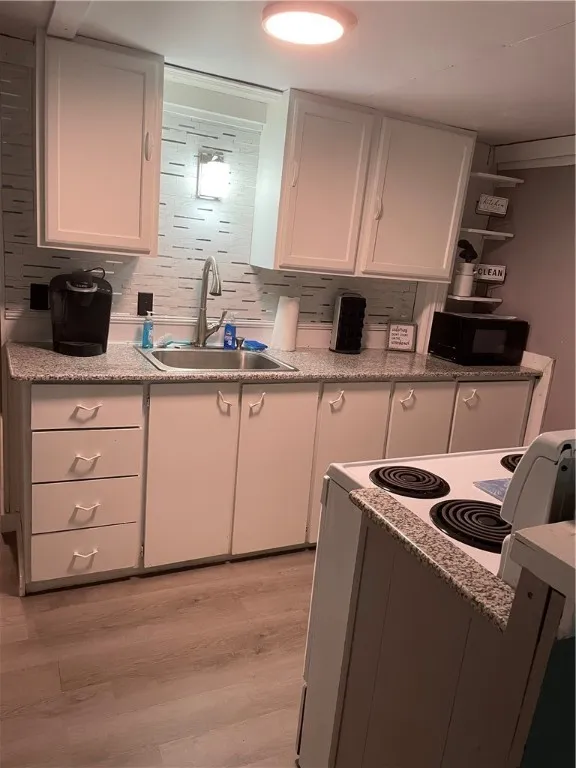 13118 Hanlon Road, Carlton, New York 14411, Carlton, New York 14411, 2 Bedrooms Bedrooms, 5 Rooms Rooms,1 BathroomBathrooms,Residential,For Sale,13118 Hanlon Road, Carlton, New York 14411,0,R1645614