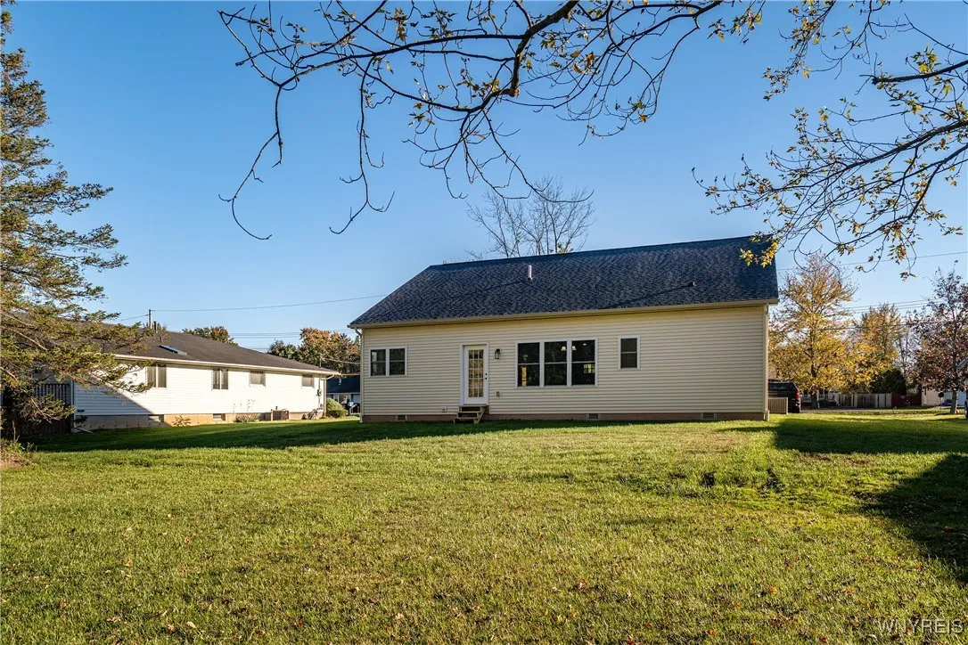 6429 Hamm Road, Lockport Town, New York 14094, Lockport Town, New York 14094, 3 Bedrooms Bedrooms, 5 Rooms Rooms,2 BathroomsBathrooms,Residential,For Sale,6429 Hamm Road, Lockport Town, New York 14094,0,B1645503