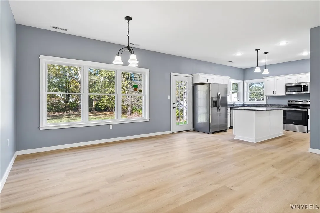 6429 Hamm Road, Lockport Town, New York 14094, Lockport Town, New York 14094, 3 Bedrooms Bedrooms, 5 Rooms Rooms,2 BathroomsBathrooms,Residential,For Sale,6429 Hamm Road, Lockport Town, New York 14094,0,B1645503