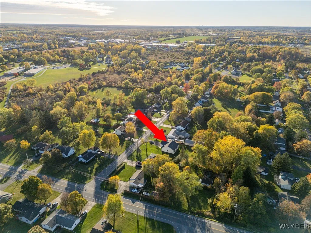 6429 Hamm Road, Lockport Town, New York 14094, Lockport Town, New York 14094, 3 Bedrooms Bedrooms, 5 Rooms Rooms,2 BathroomsBathrooms,Residential,For Sale,6429 Hamm Road, Lockport Town, New York 14094,0,B1645503