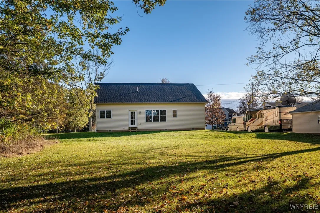 6429 Hamm Road, Lockport Town, New York 14094, Lockport Town, New York 14094, 3 Bedrooms Bedrooms, 5 Rooms Rooms,2 BathroomsBathrooms,Residential,For Sale,6429 Hamm Road, Lockport Town, New York 14094,0,B1645503